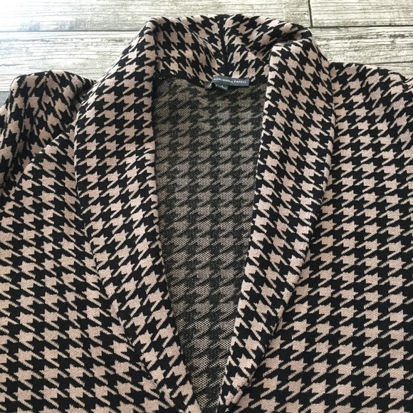 Adrianna Papell Houndstooth Sweater Women’s L Beige Black One Button Pockets - Picture 8 of 9